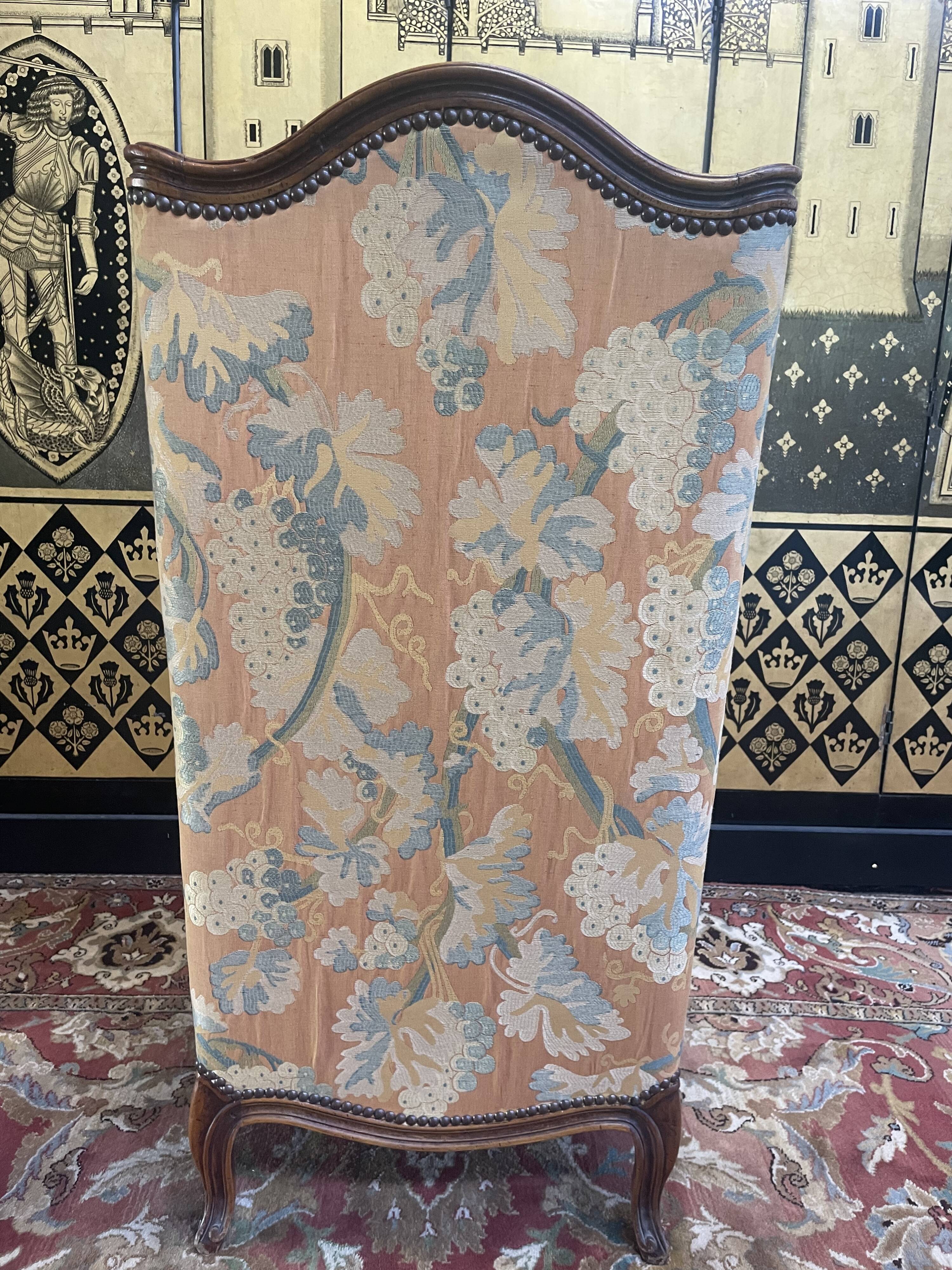 Louis XV style wing chair with 5 feet