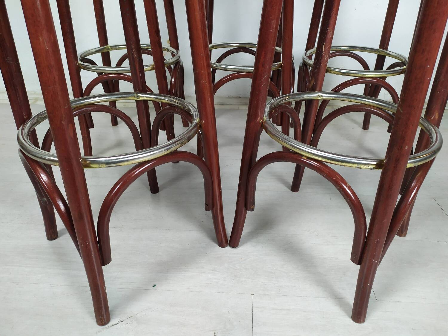 5 bistro stools
