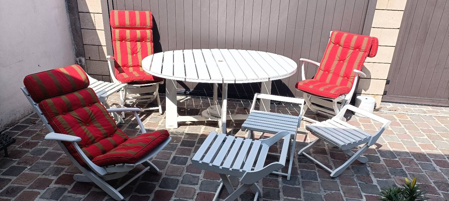 Vintage "triconfort" garden pool lounge