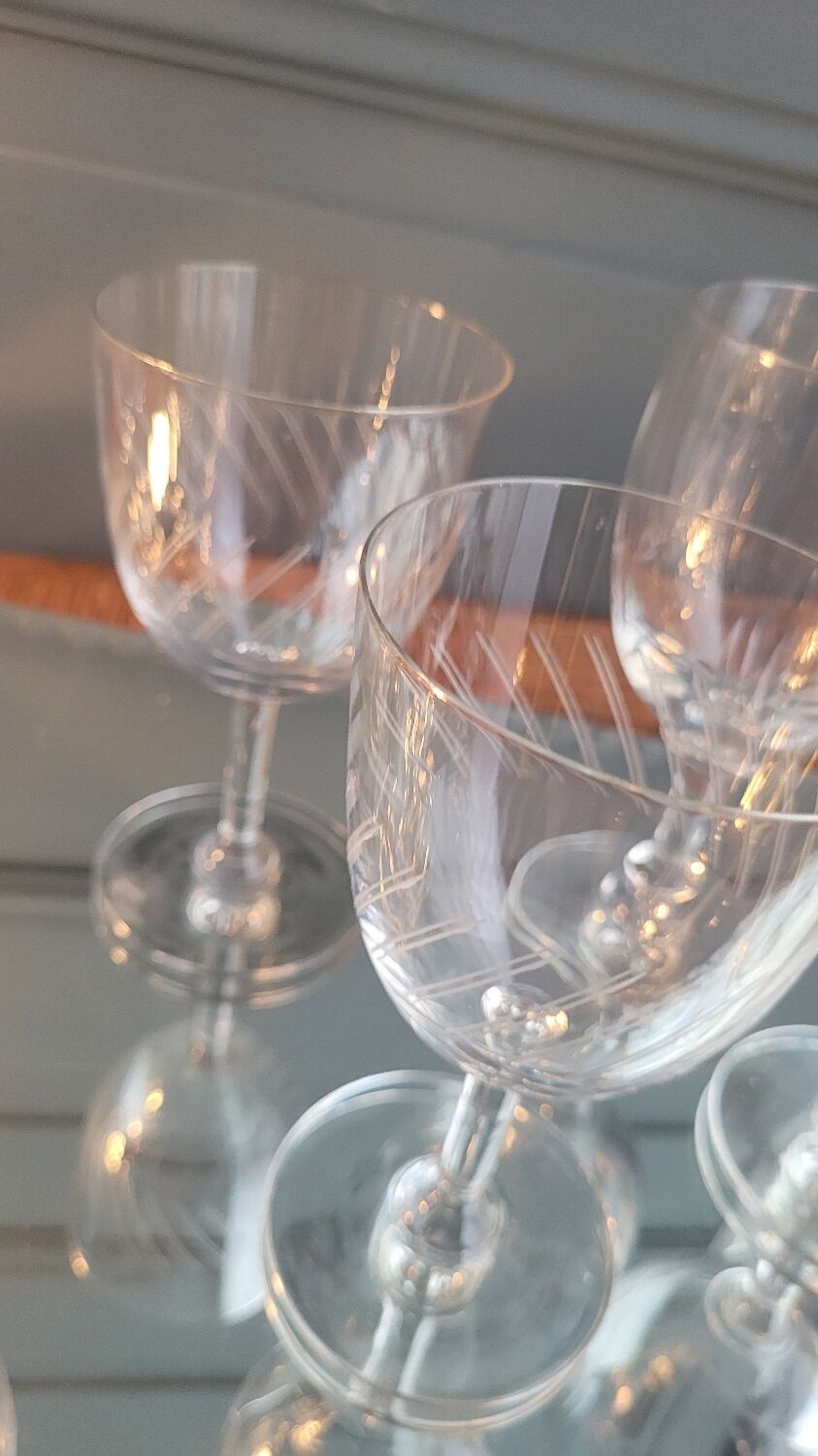 Chiseled glasses 60's