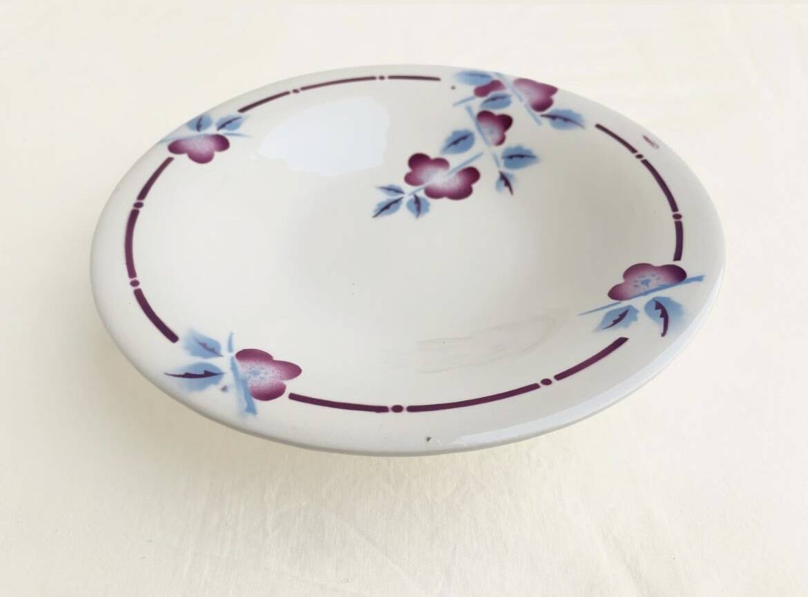 Ceranord St Amand pedestal plate model Nigeria 1920