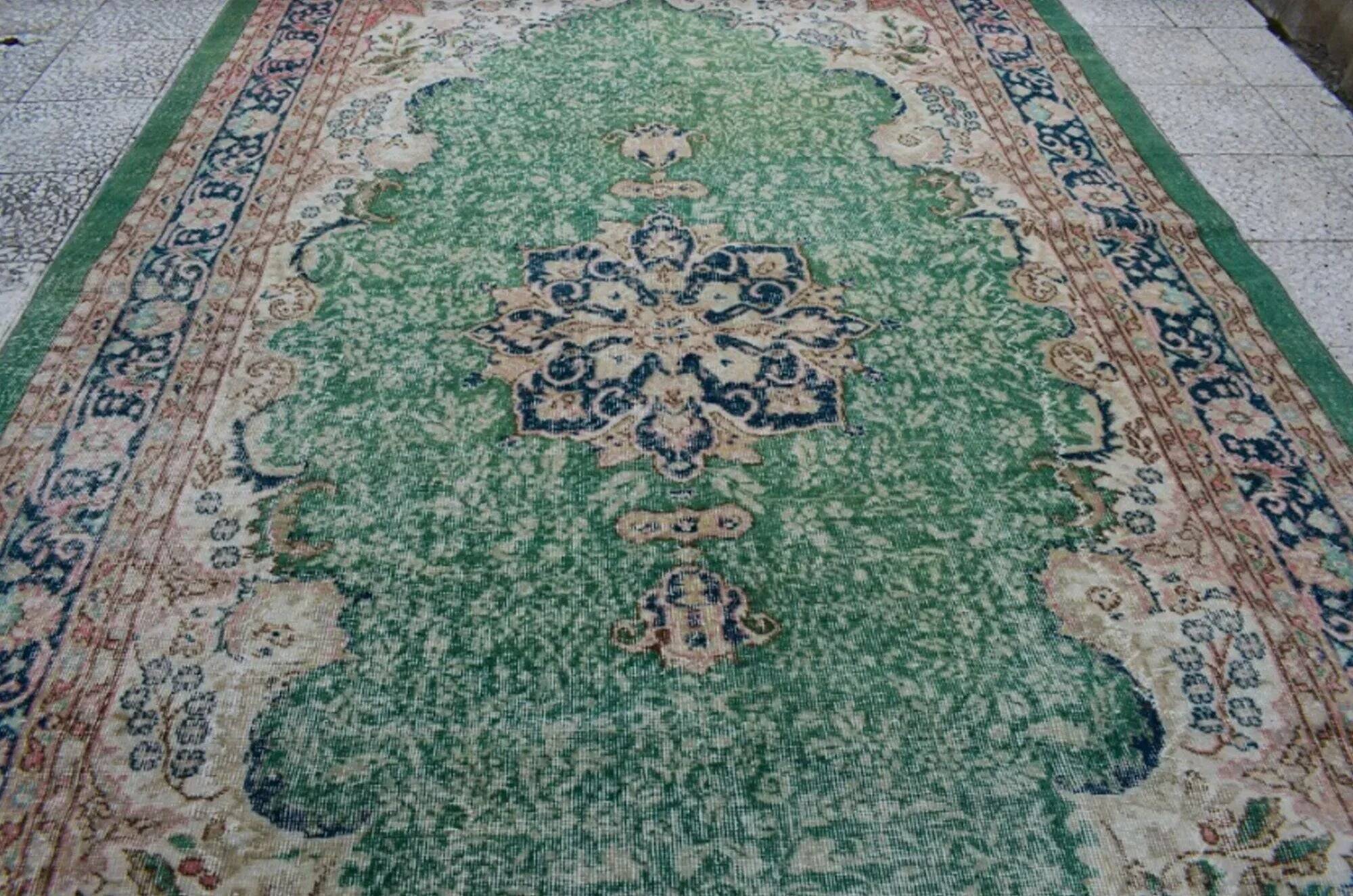 Vintage Turkish Oushak rug 210x342 cm