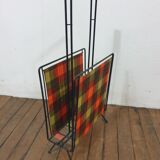 Scandinavian magazine holder