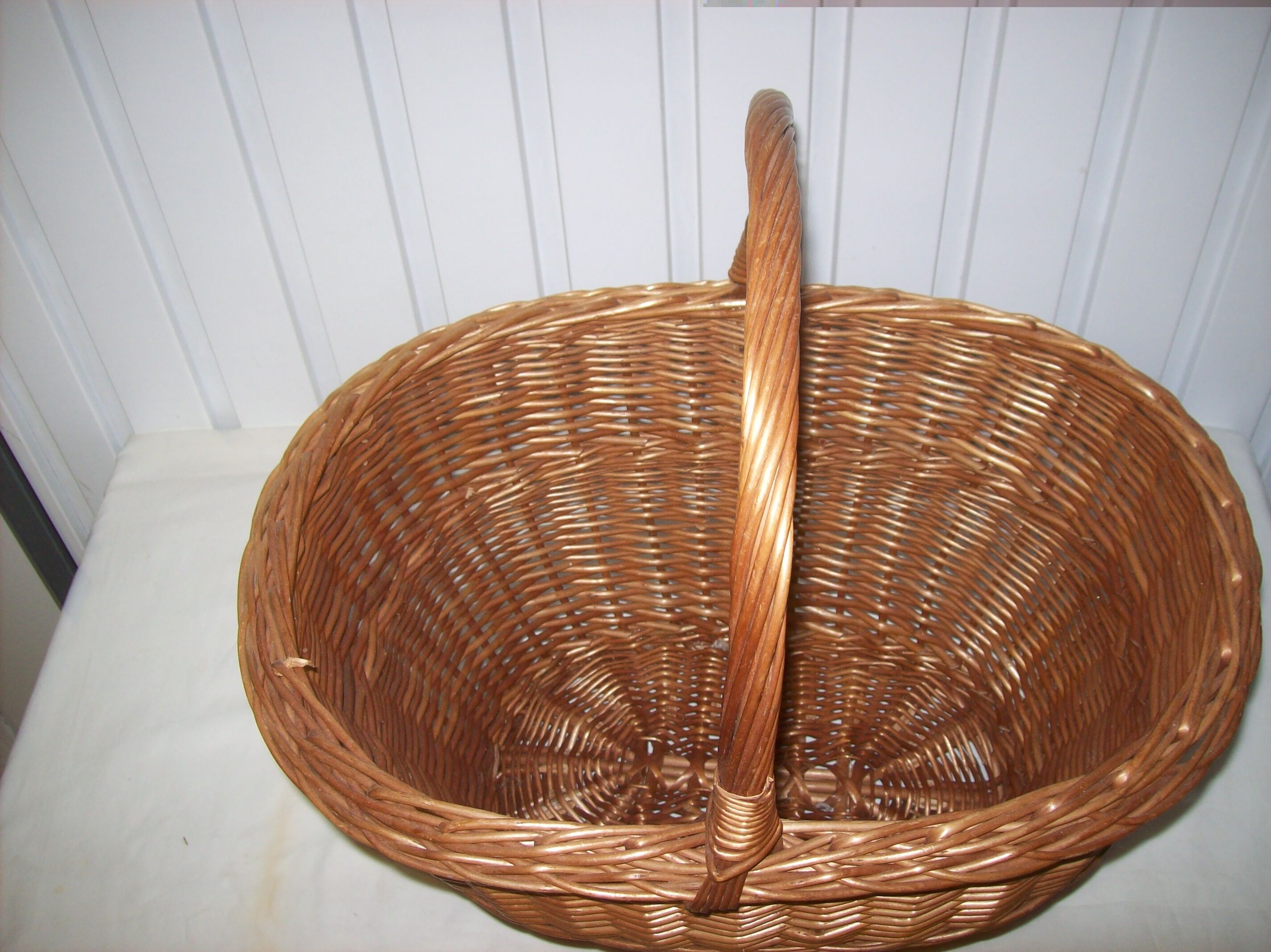 Wicker basket