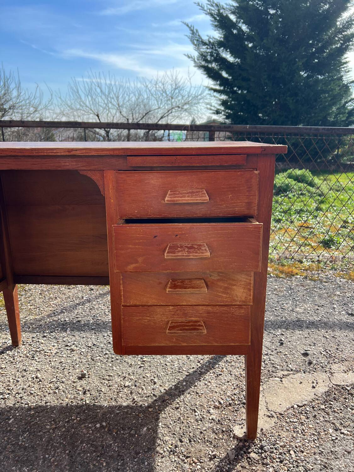 Bureau en bois vintage
