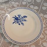 Round antique plate Badonviller
