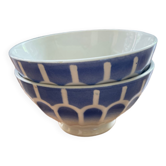2 large vintage bowls