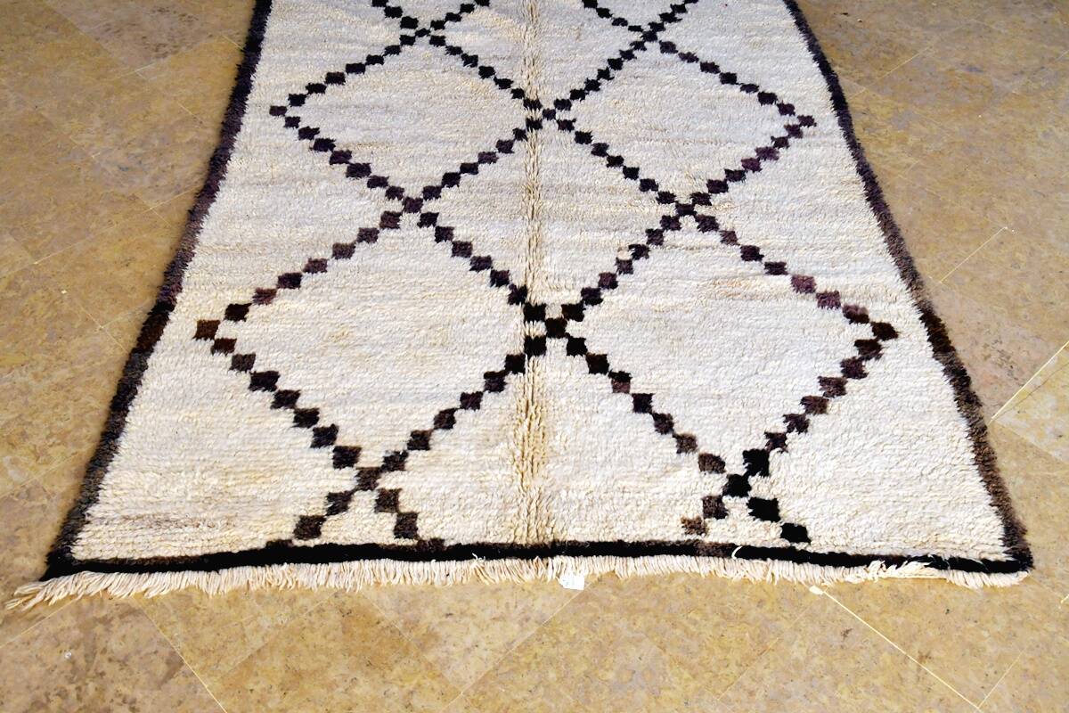 Vintage Beni Ouarain rug
