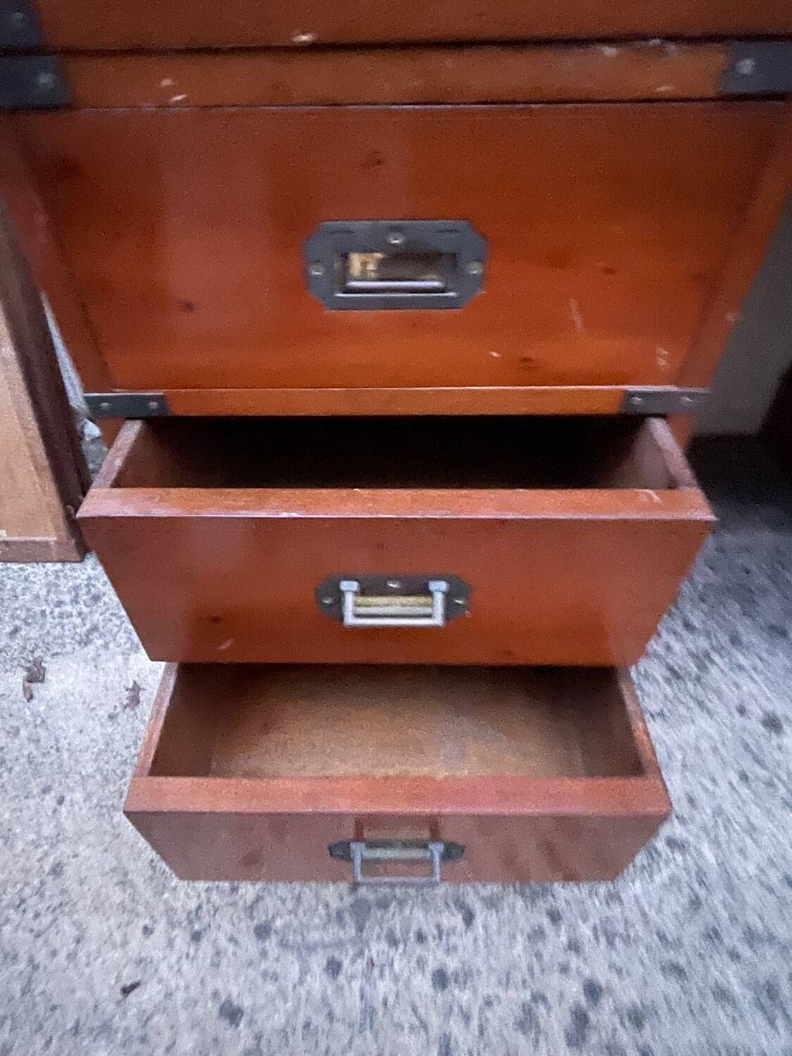 Elegant english marine desk bois des iles