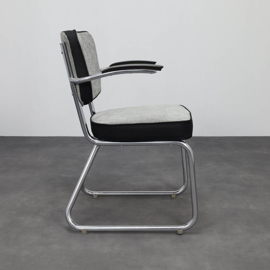 Tubular Frame Armchair by Ahrend de Cirkel, 1960s