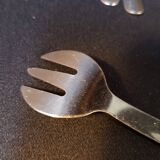 11 oyster forks