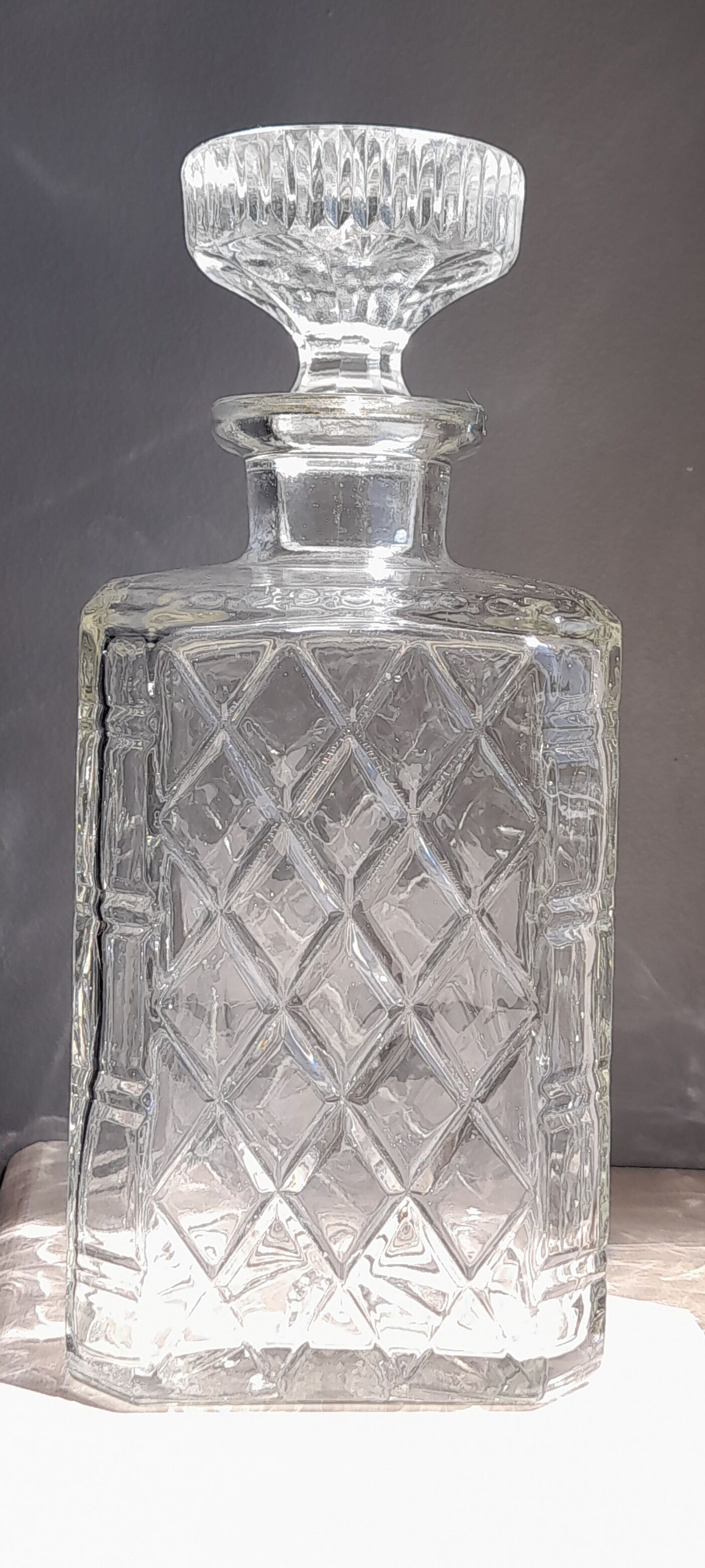 Whisky decanter
