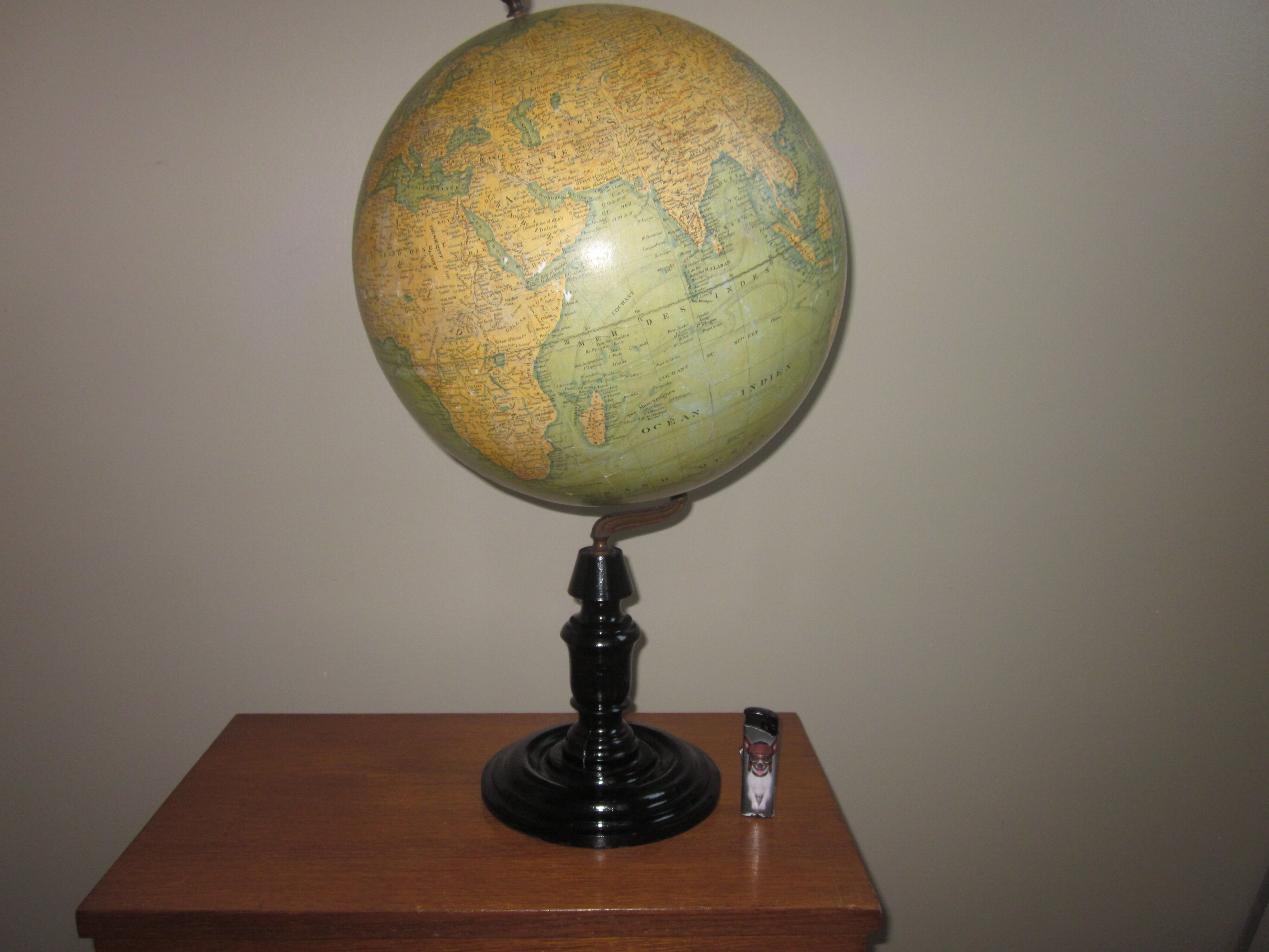 Former globe terrestrial J.lebegue and co.