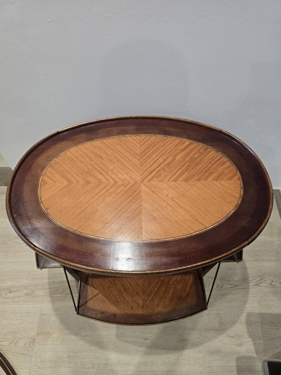 Folding tea table in marquetry wood - removable top