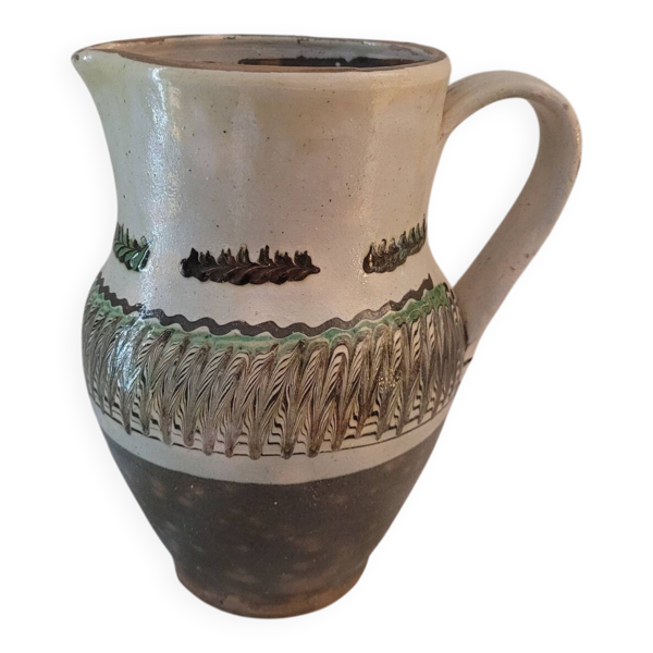 Pichet en grès à décor végétal – années 1950–1970 – 1,25 L