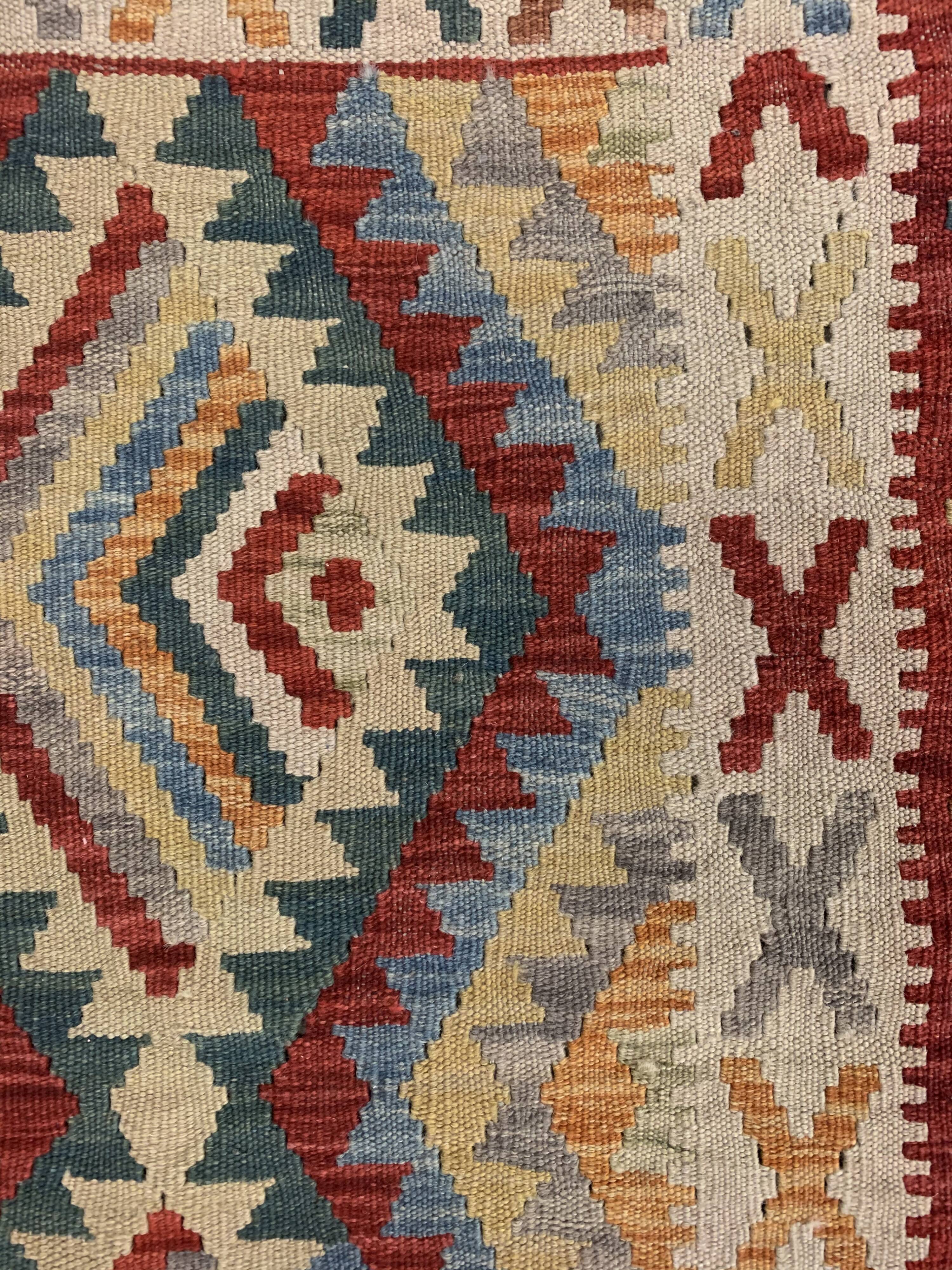 Tapis Kilim afghan fait main, tapis tribal géométrique en laine 83 x 130 cm