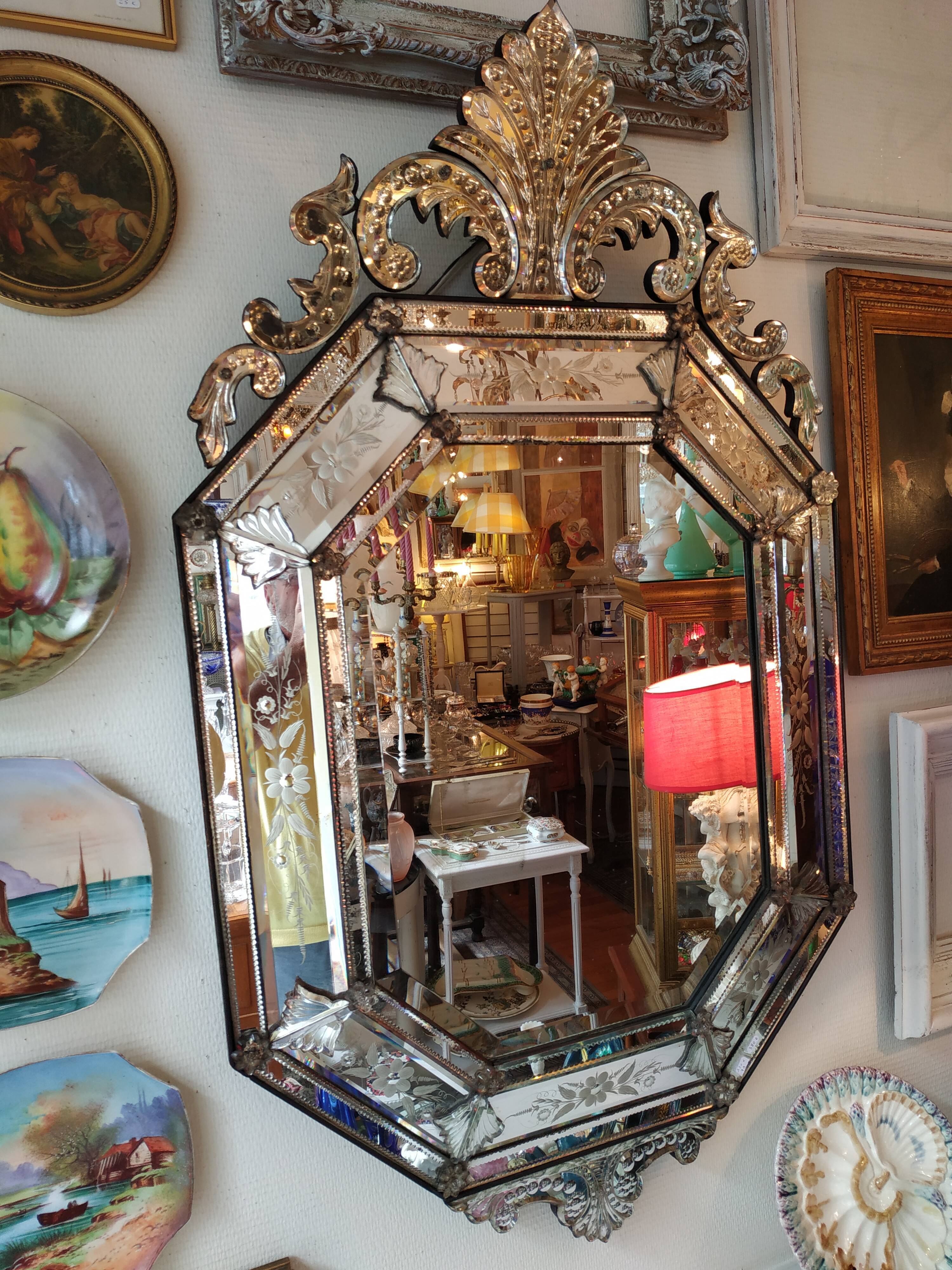 Ancient venetian mirror 120x71cm