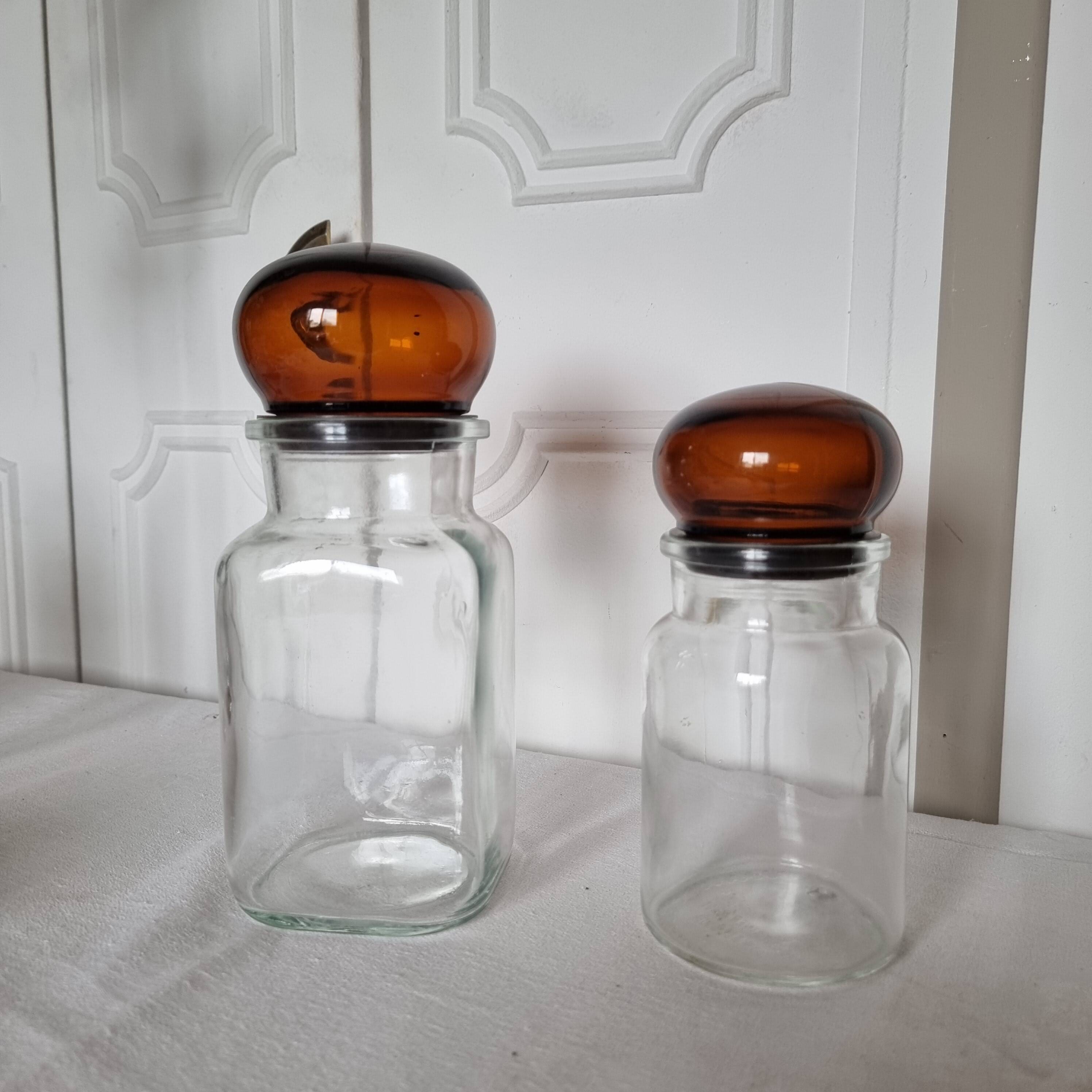 Pair of vintage Belgian glass pharmacy jars from the 1970s, very decorative