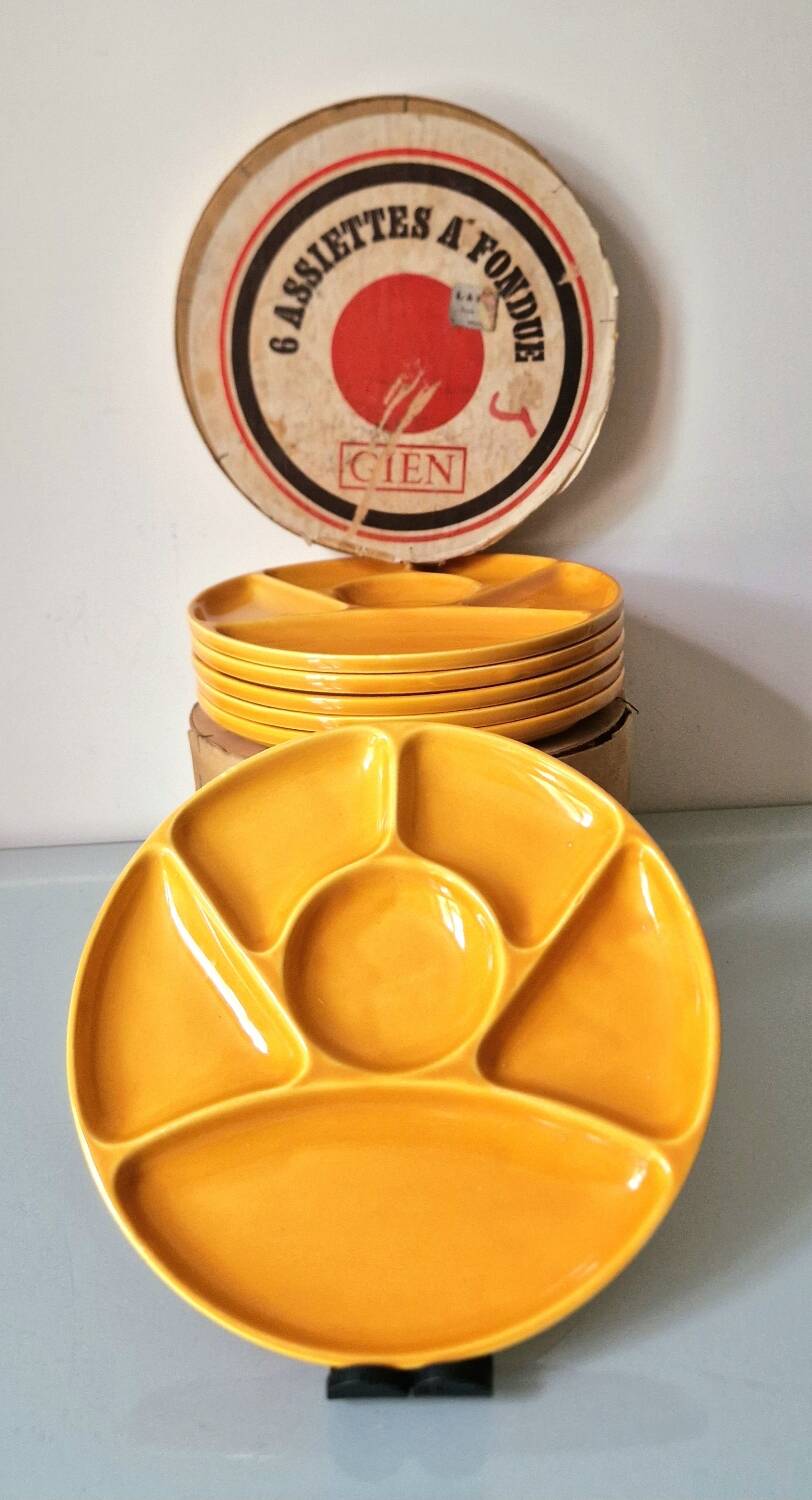 Fondue set in Gien earthenware