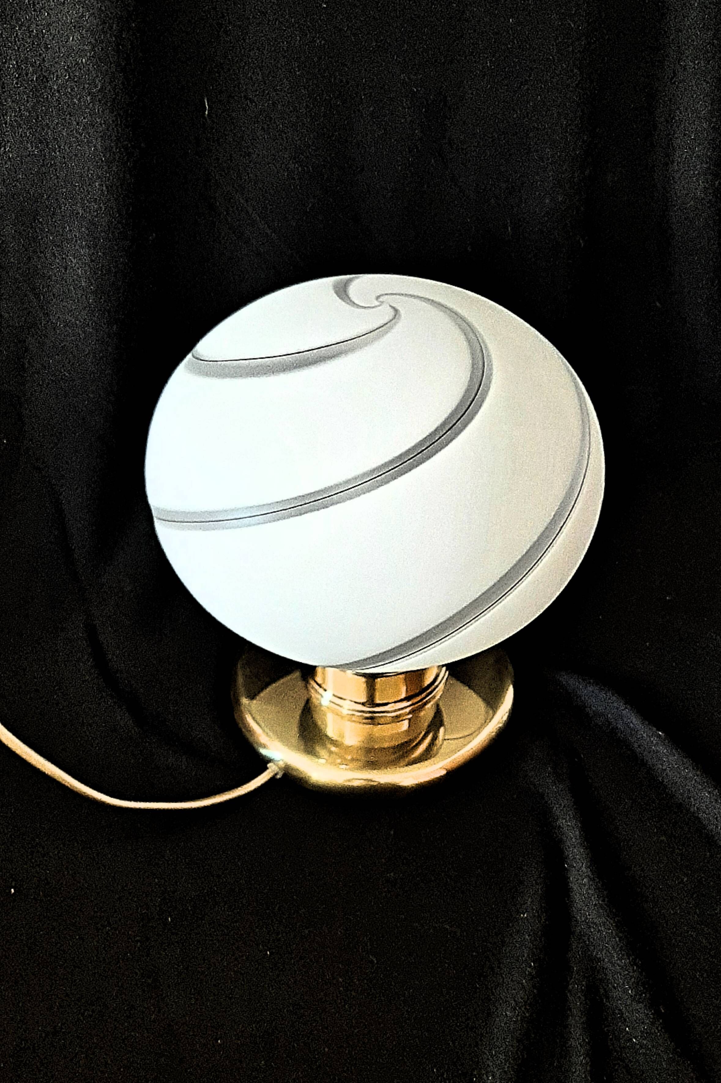 Murano lamp mid century modern pretty shape and design in glass italy 1970
