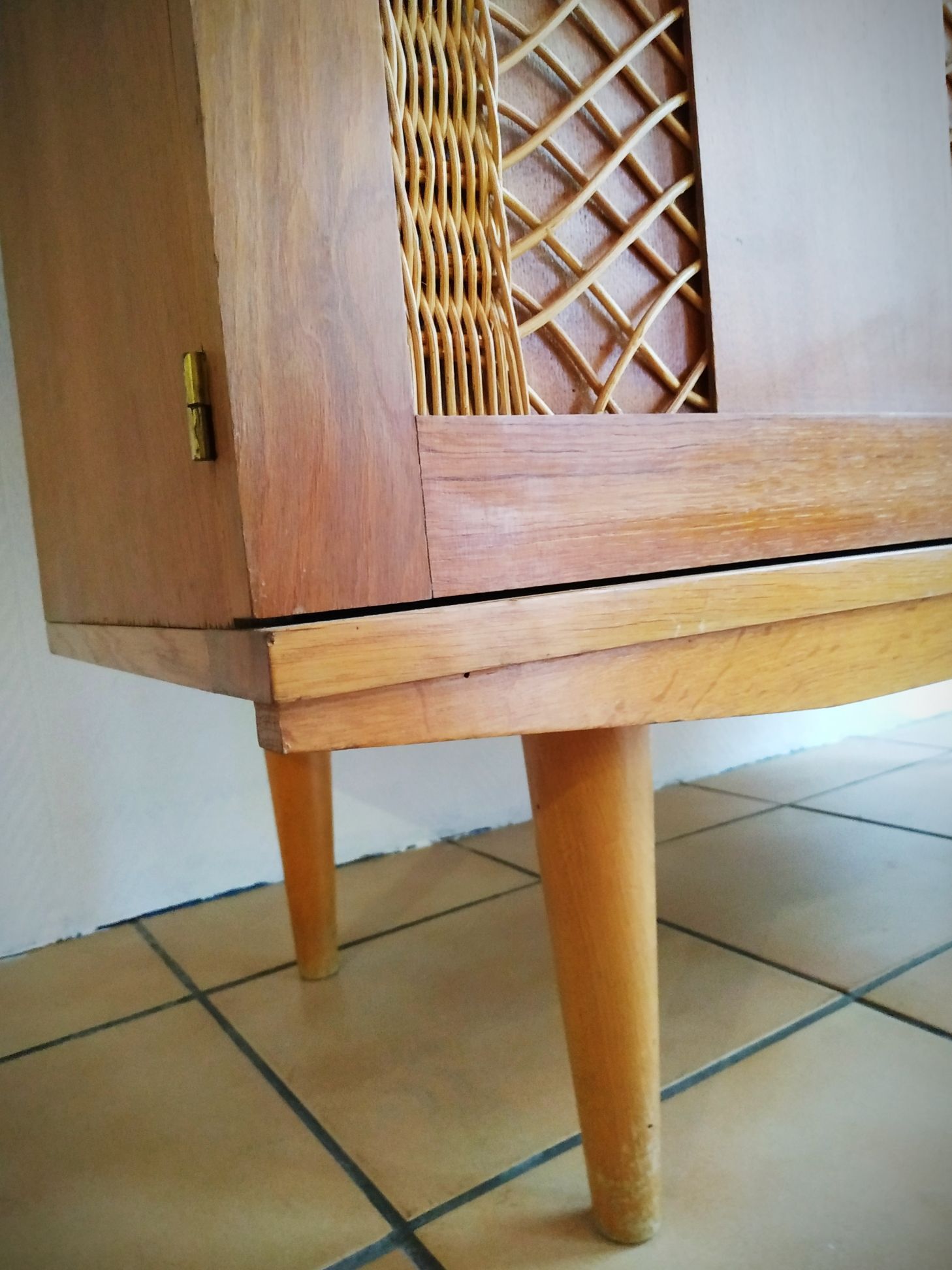 Oak and braided rattan cabinet 60's