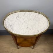 Table bouillotte de forme ovale