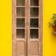 Armoire parisienne vitrée en bois brut, 1940