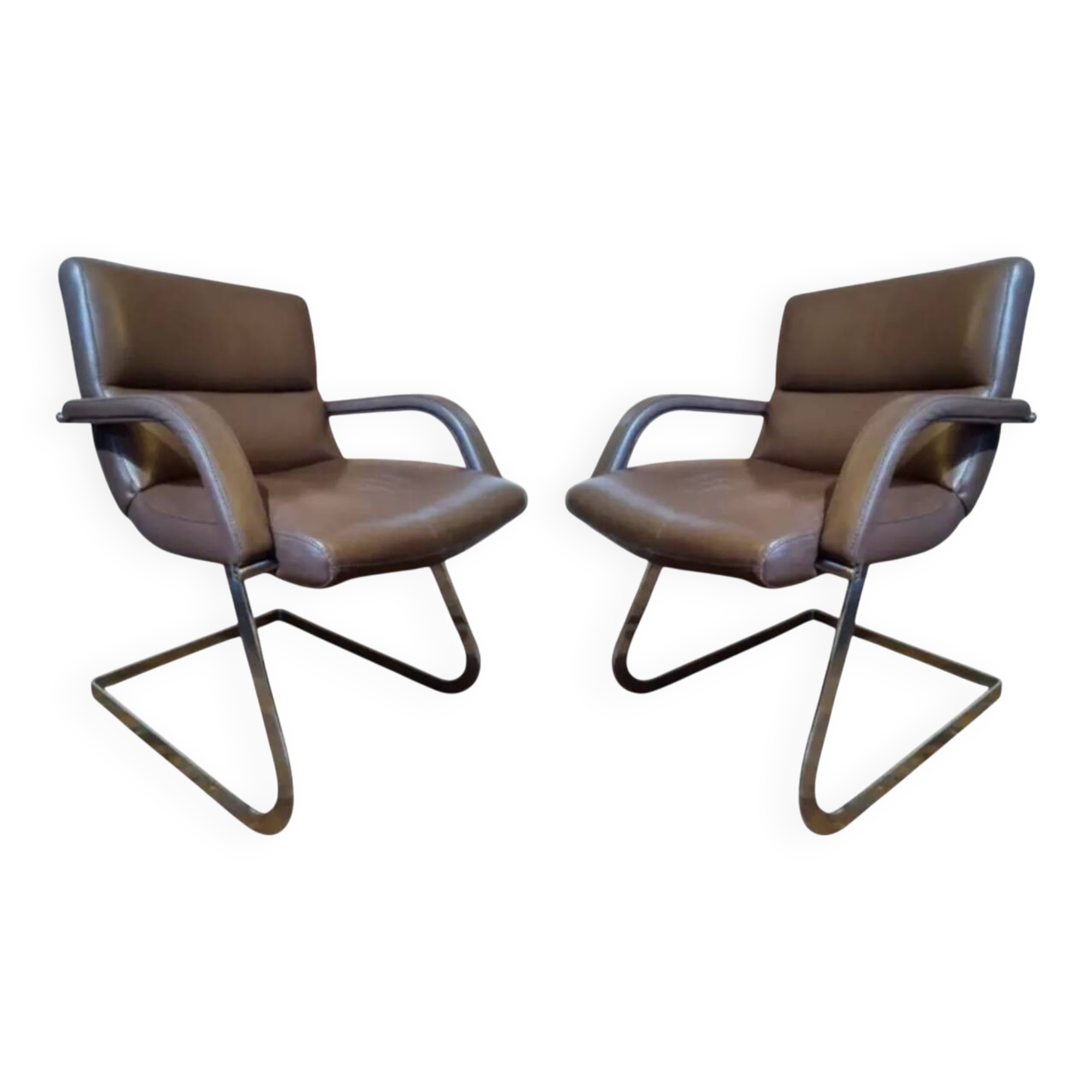 Paire de fauteuils vintages