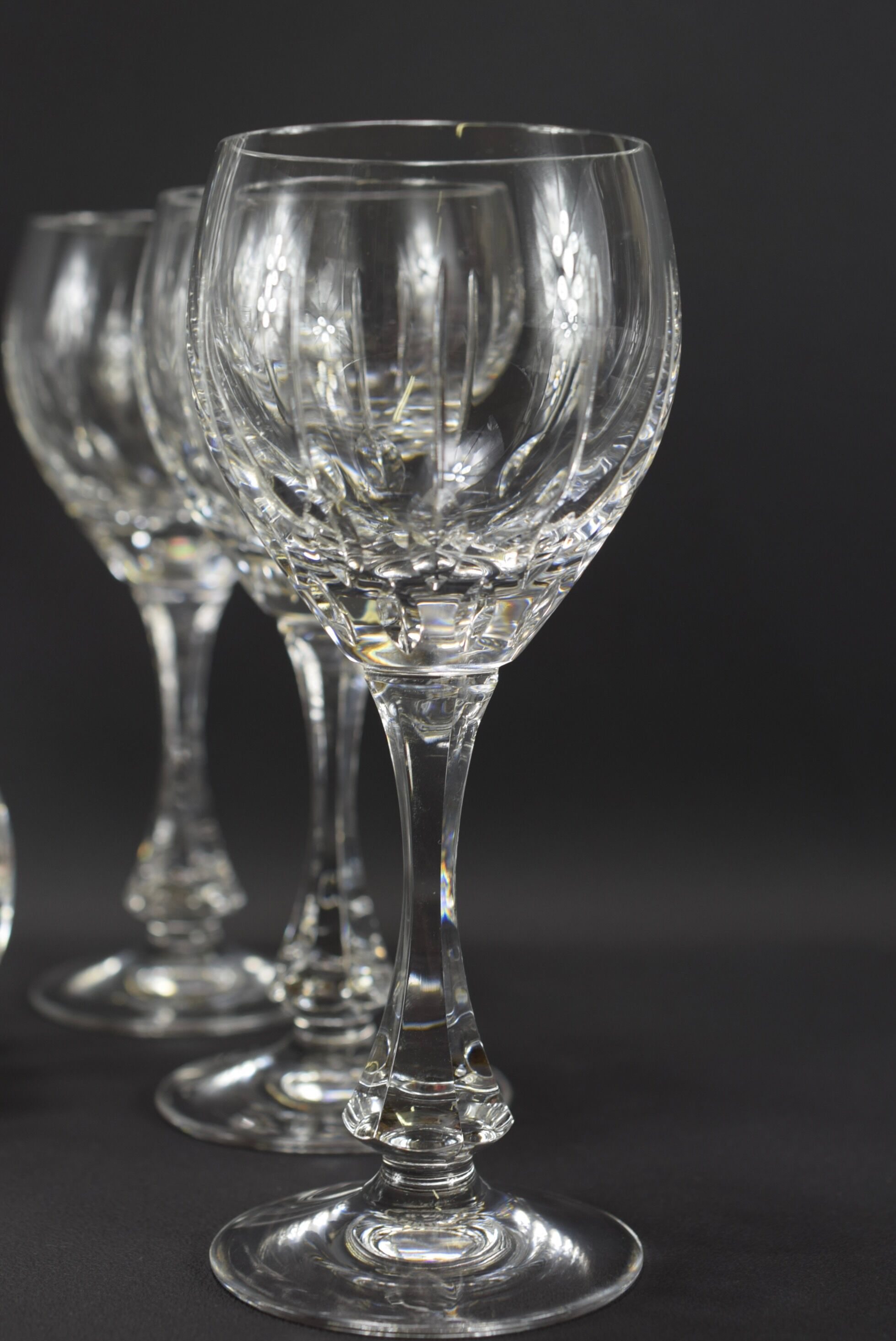 Service of 6 wine glasses and crystal carafe crystal workshop