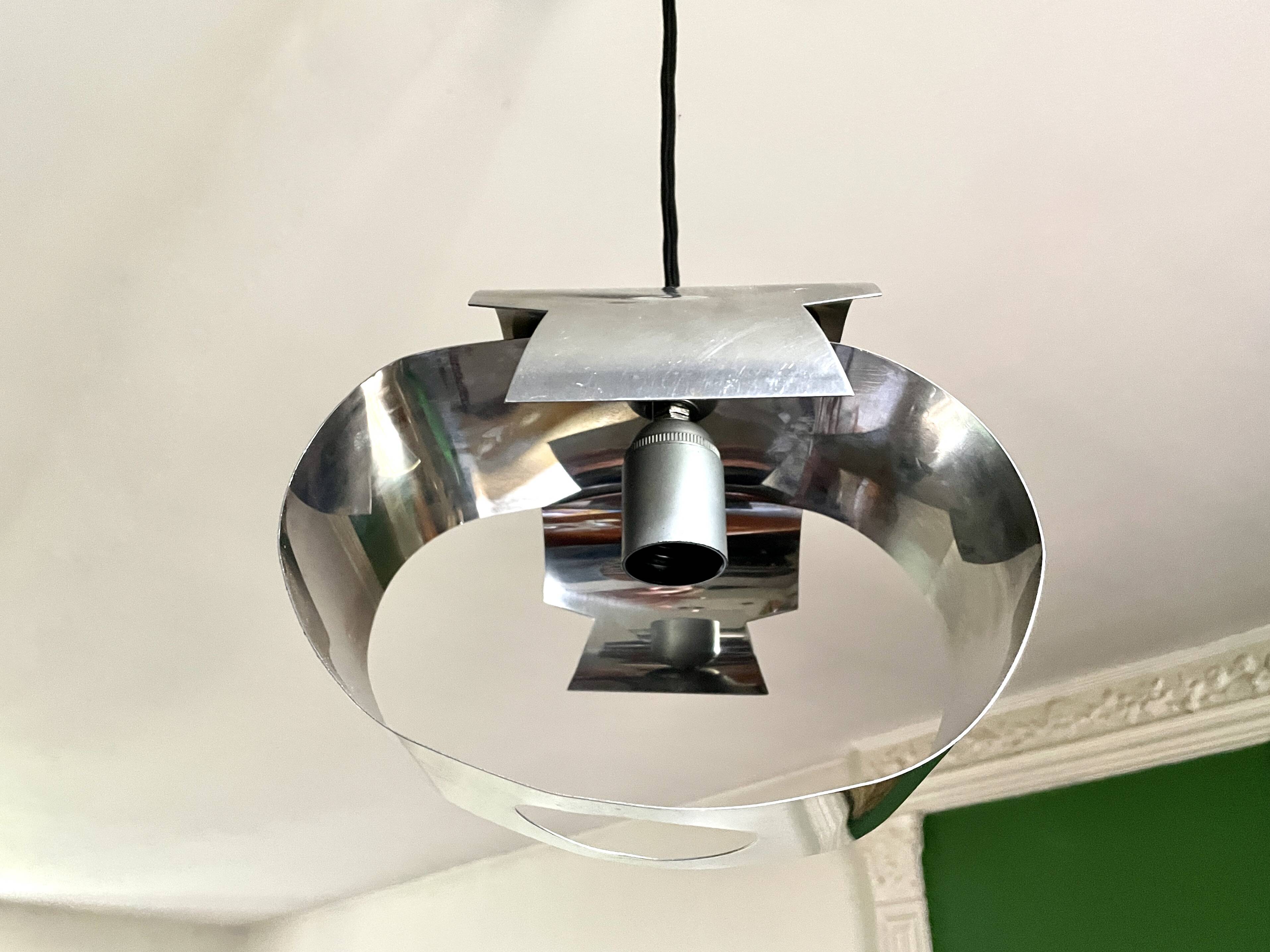 Suspension space age en chrome 1970