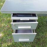 Bureau en métal vert années 50