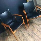 Paire de fauteuils vintage bois massif scandinave, meubles sièges anciens