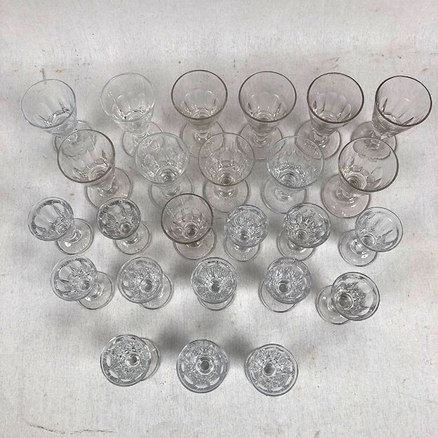 Series of twenty-five crystal stemmed glasses