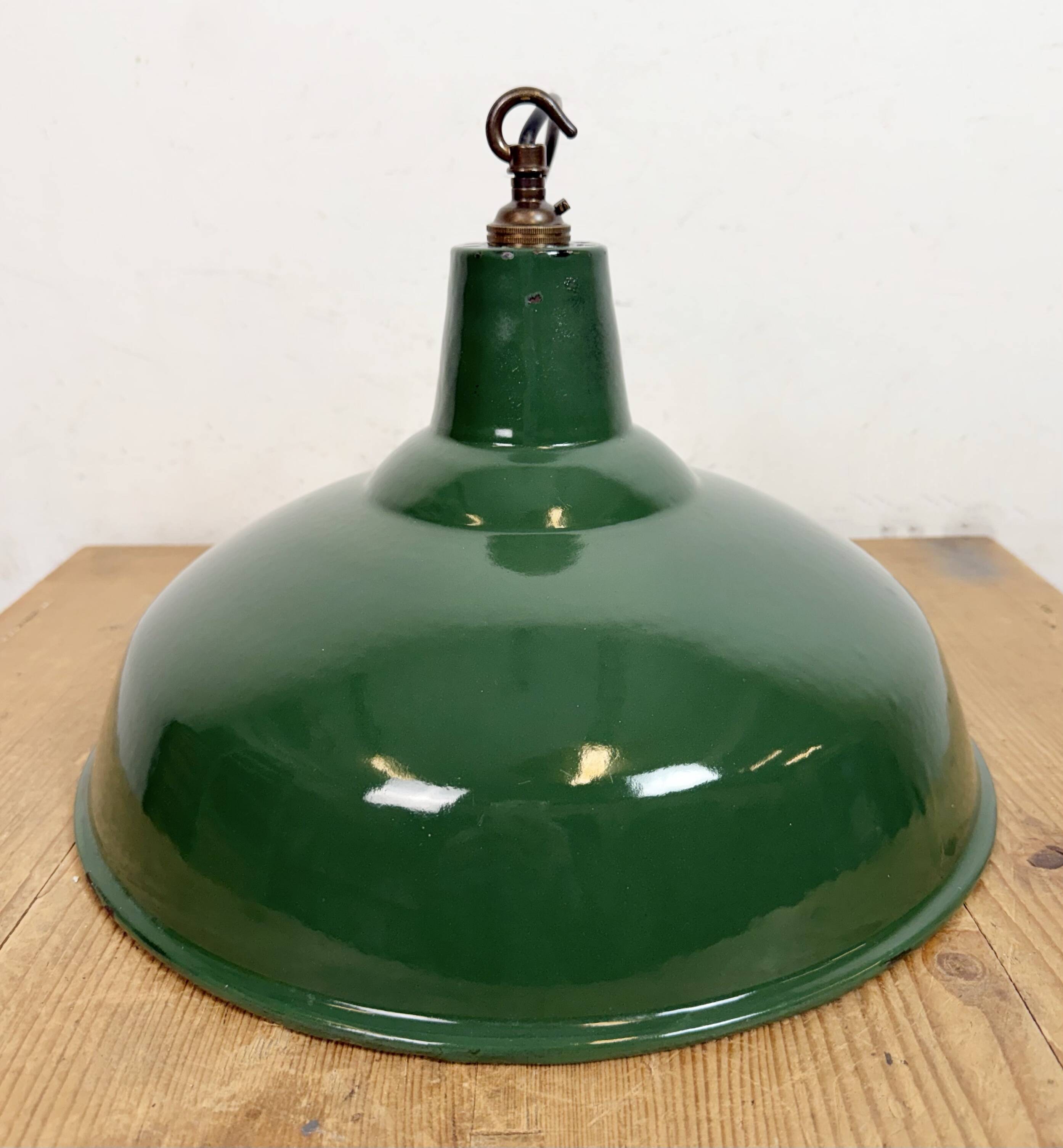Industrial British Green Enamel Factory Pendant Lamp, 1960s
