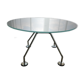 Table Nomos Norman Foster, verre et aluminium.