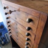 Magnificent household chest in burl walnut with 8 drawers and 355 pieces