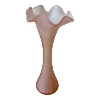 Pink polished glass vase