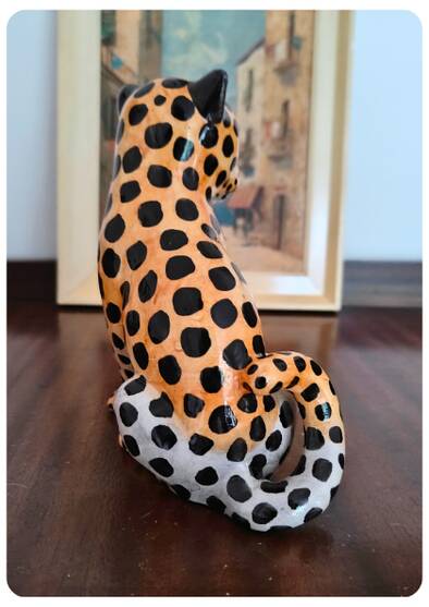 Léopard en céramique