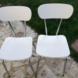 Table formica blanc vintage, 2 chaises & 1 tabouret