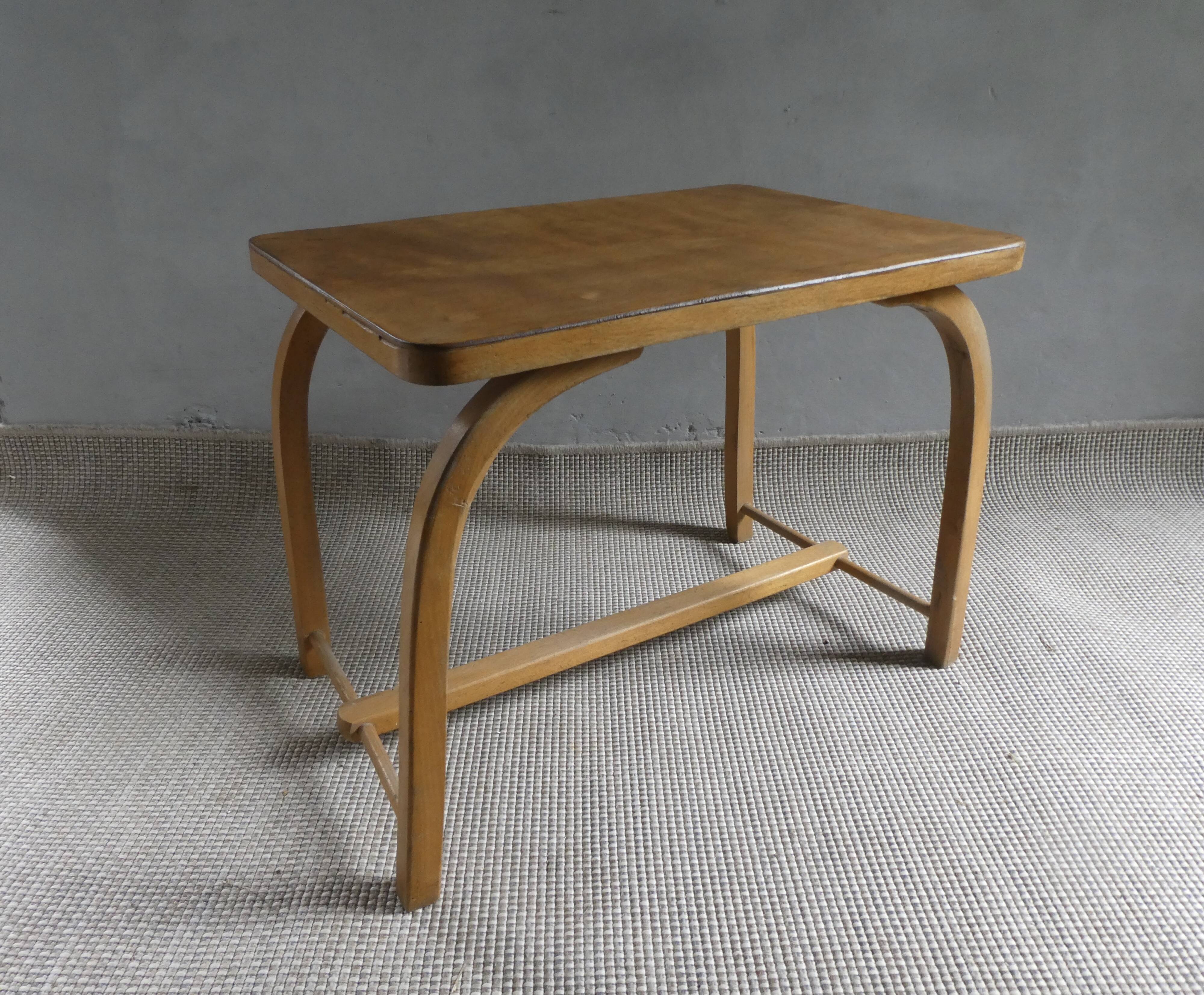 Bentwood children's desk, Baumann