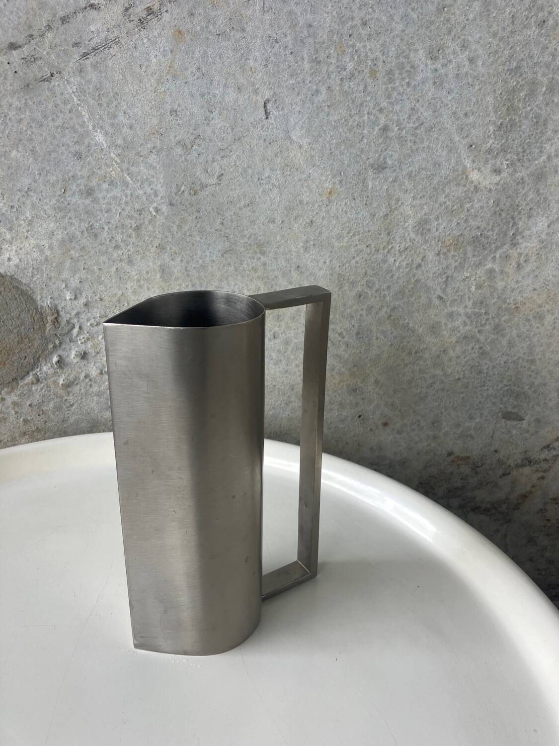 Carafe ARMANI Casa en acier brossé inoxydable