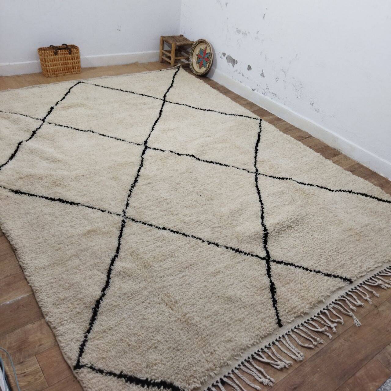 Azilal Berber rug in handmade wool 335 X 250 CM