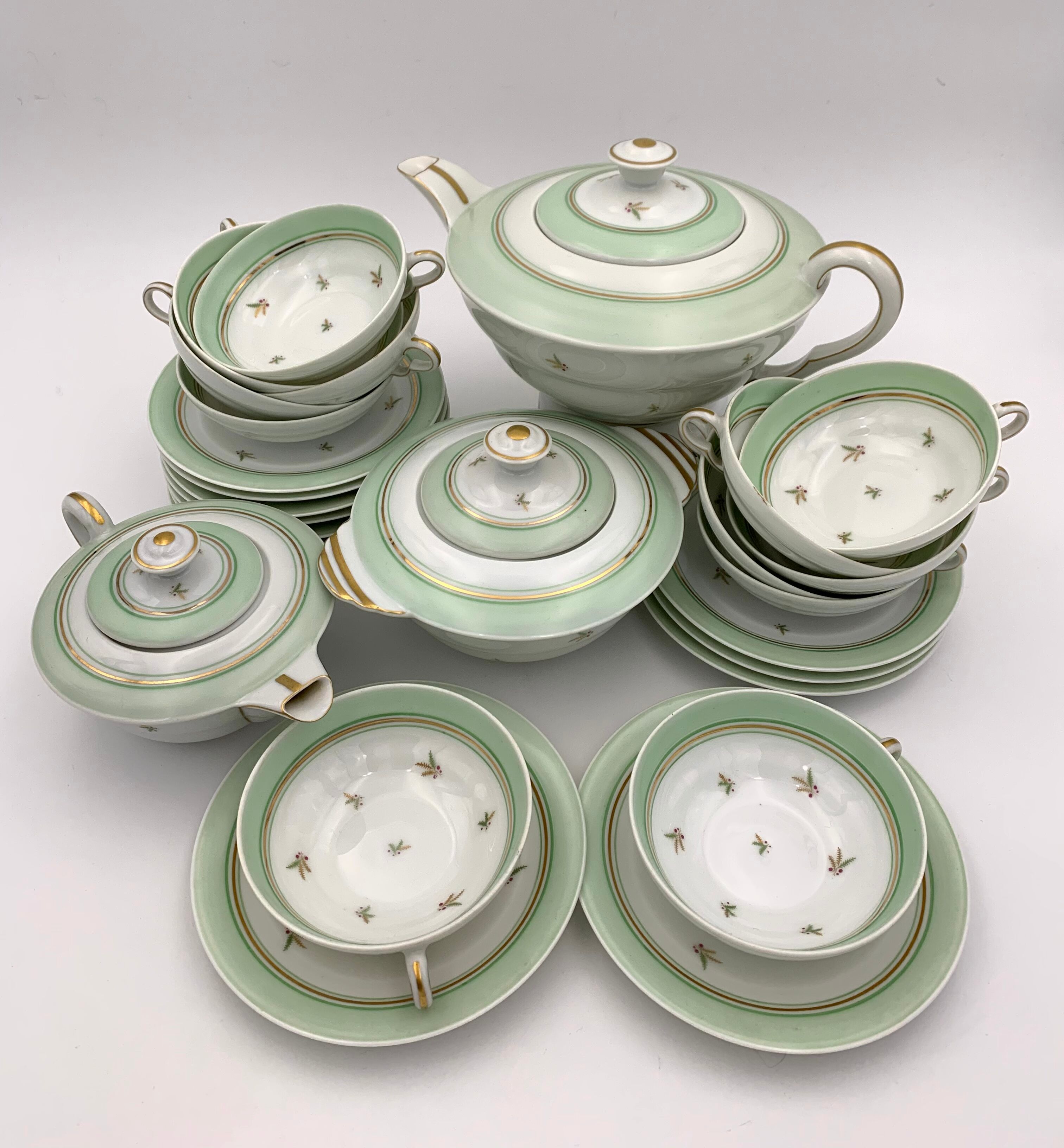 Grand service à thé/café, en porcelaine, 27 pièces, signé Giraud Brousseau Limoges années 1950