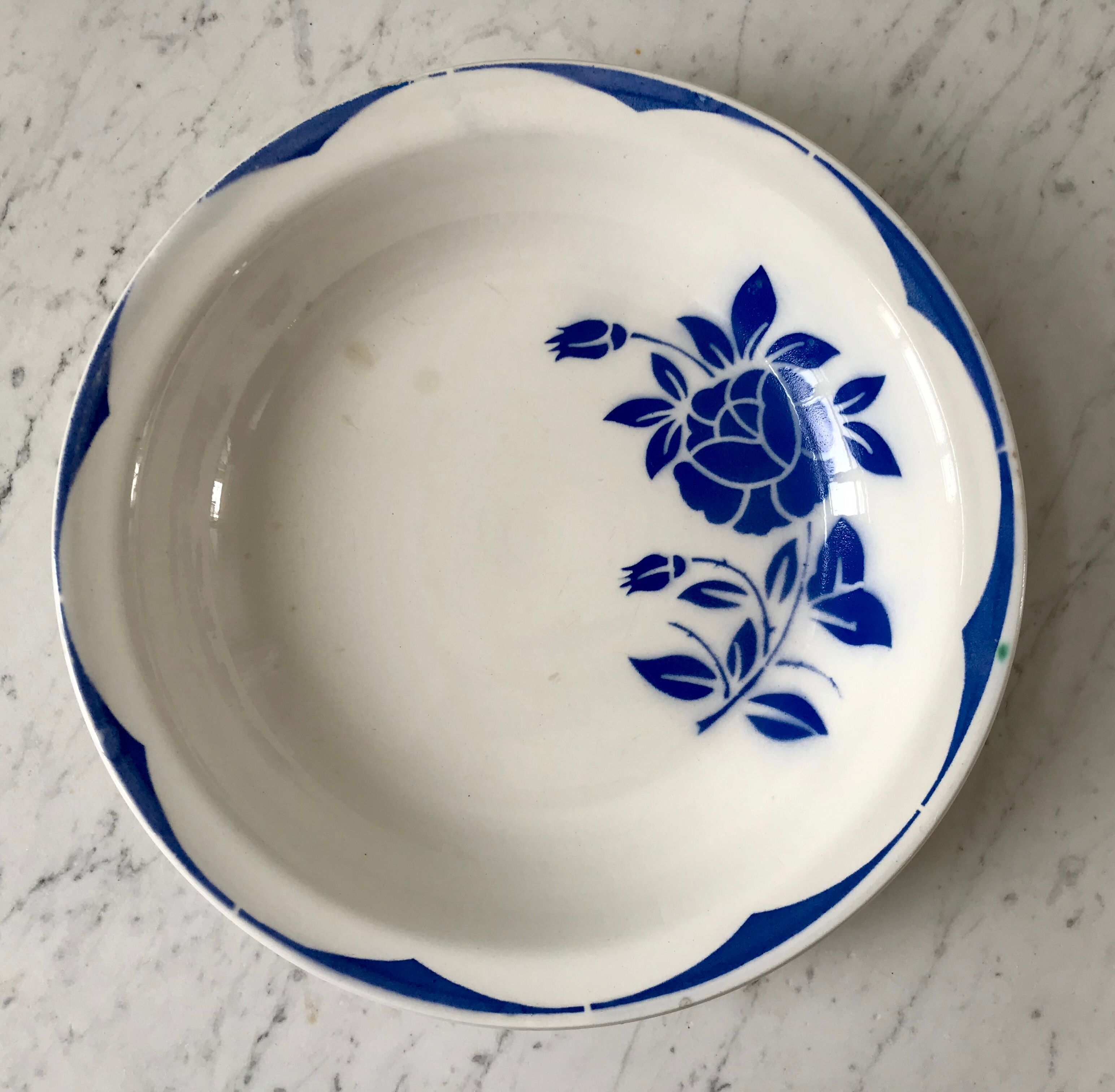 Hollow dish Digoin Sarreguemines model Corsica 40s