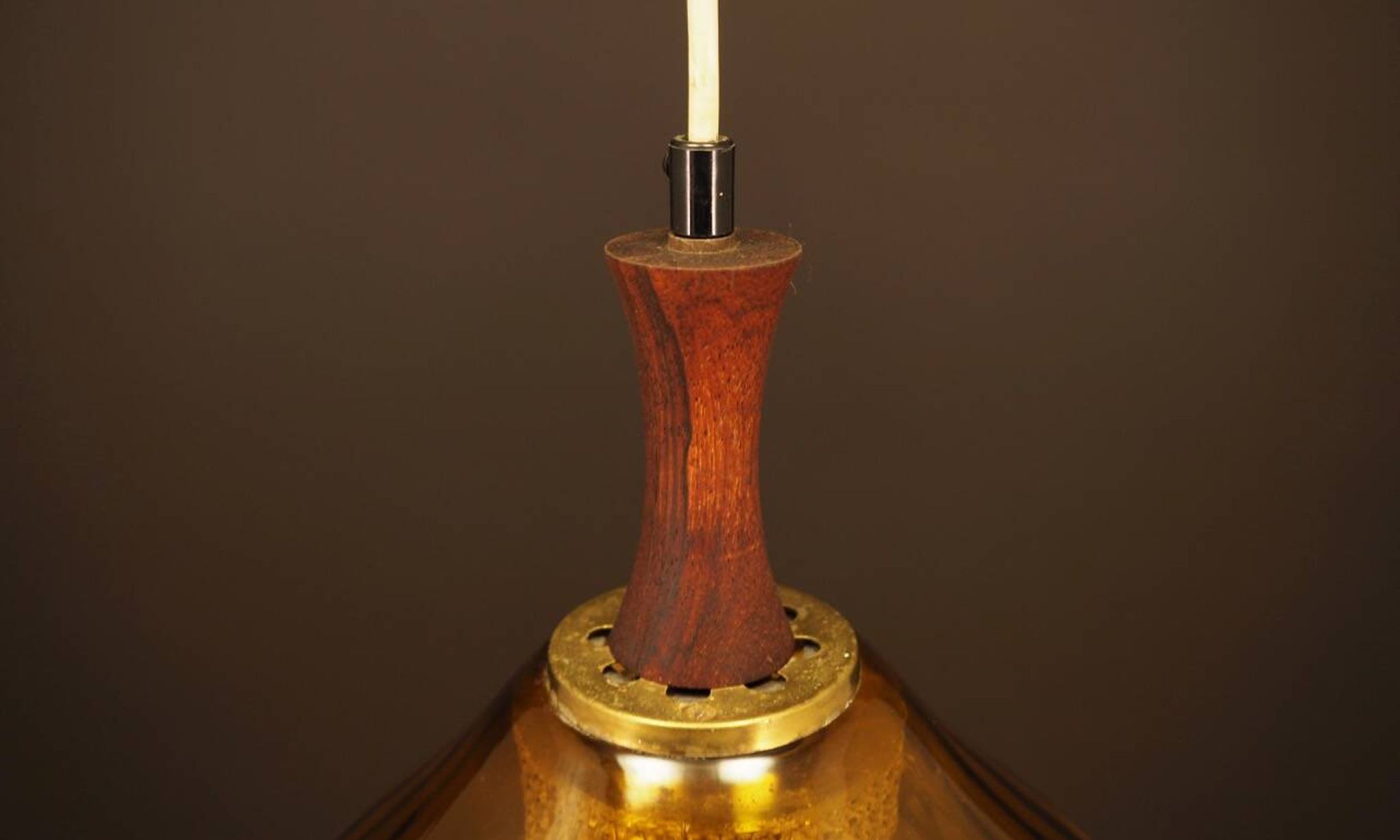 Lampe à suspension en verre, design danois, années 1970, production : Danemark