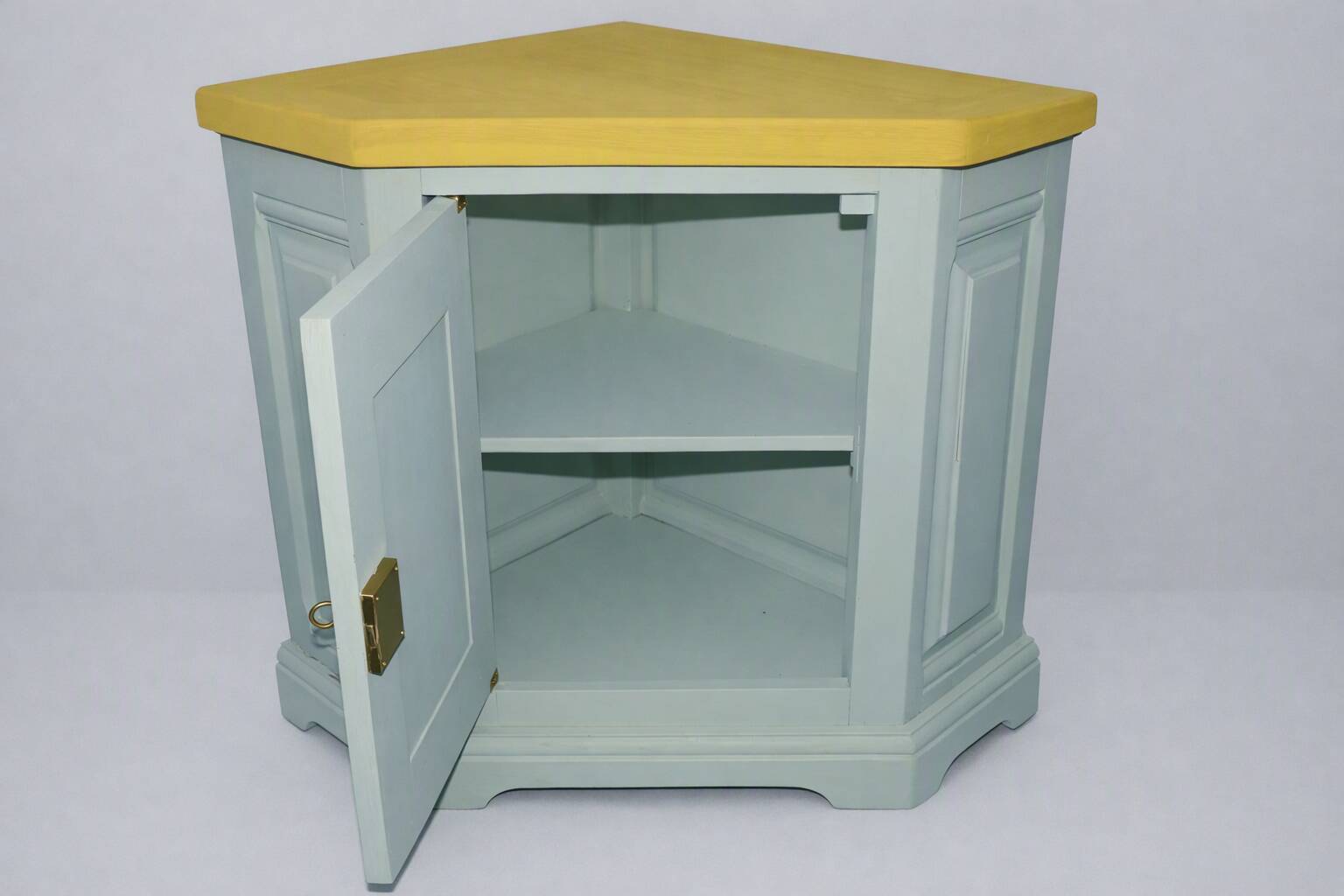 corner furniture in oak