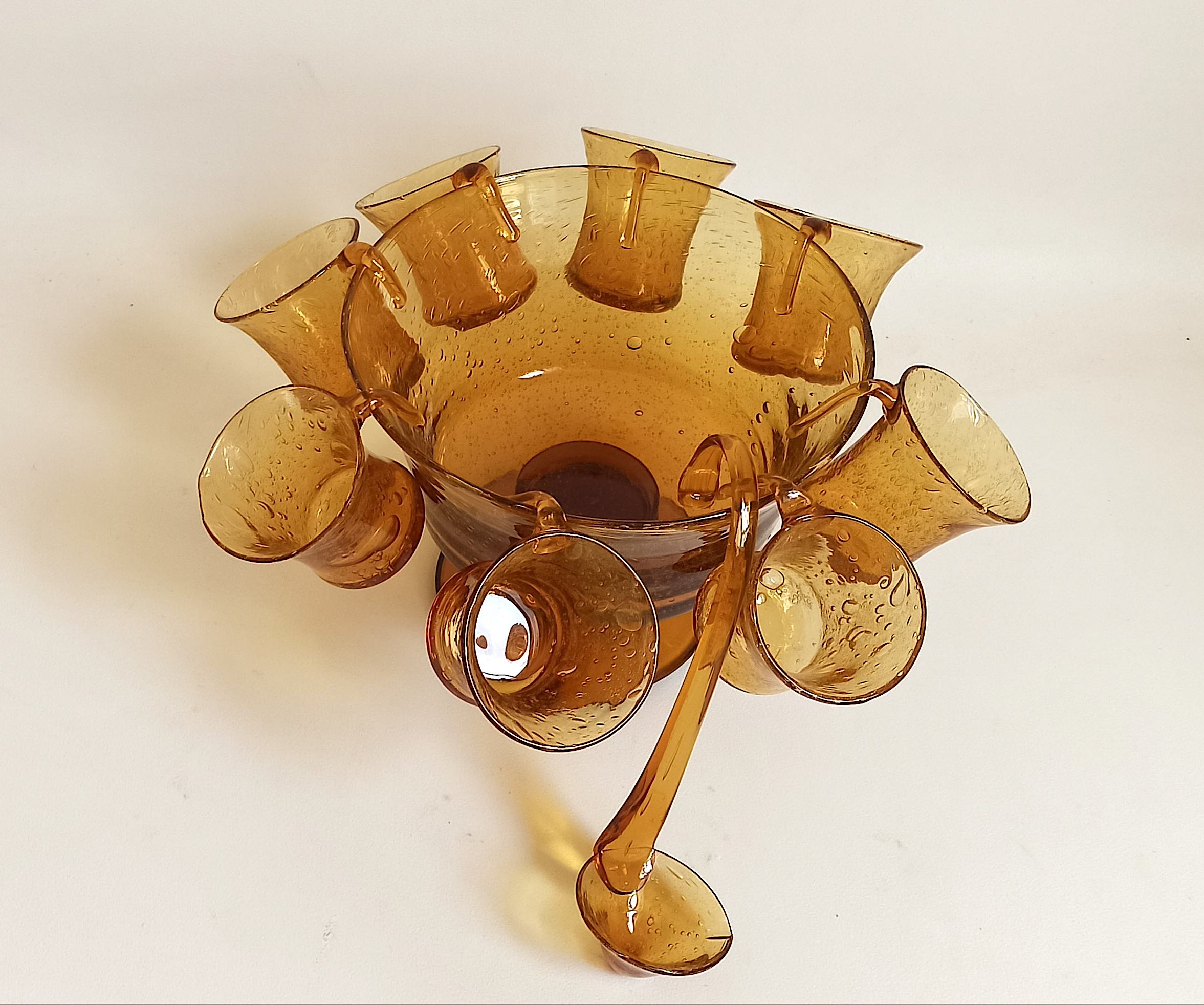 Service for punch or sangria 70s glassware Biot 8 cups
