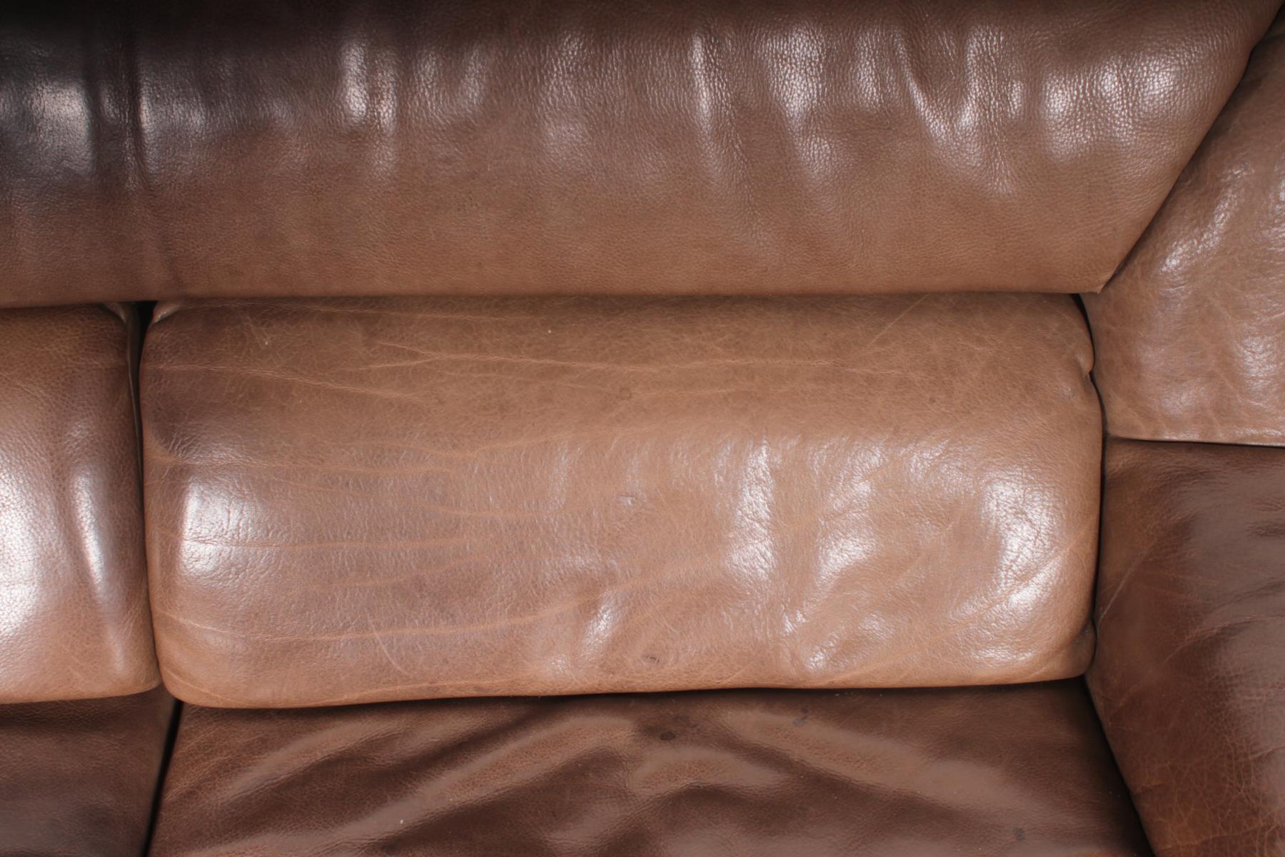 Canapé DS43 en cuir de De Sede Suisse 1980s