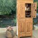Armoire homme debout
