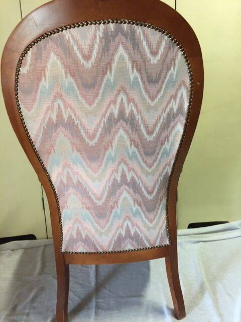 Large fauteuil voltaire "en violon" louis-philippe en noyer
